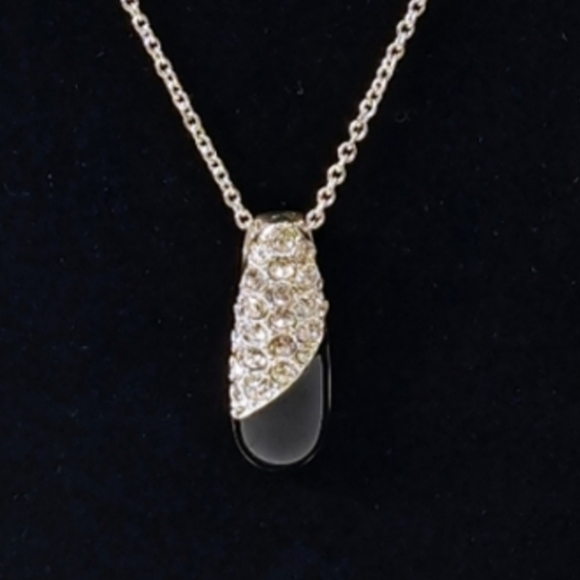 Avon Jewelry - Avon Women's Silver Tone Necklace With One Pendant & Clear Rhinestones S…